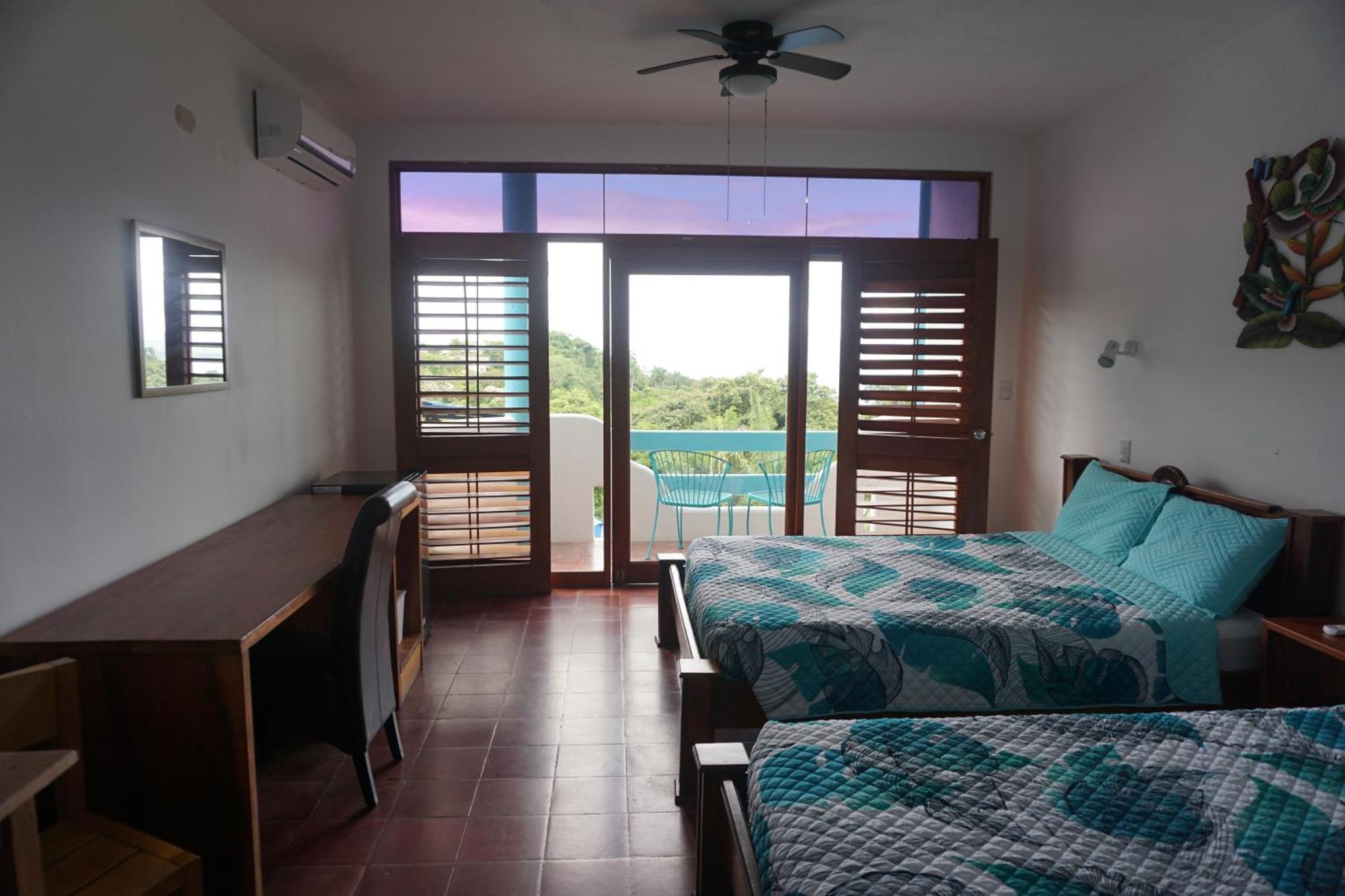Hotel Planeta Sano Manuel Antonio Exterior foto