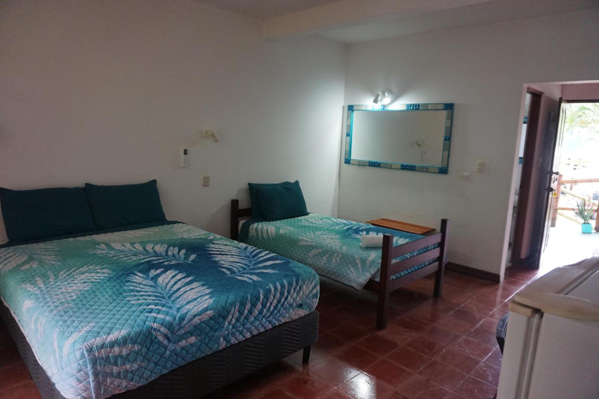 Hotel Planeta Sano Manuel Antonio Exterior foto